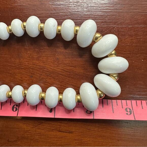 Napier Signed Vintage White Lucite Disc with Gold Spacers Choker Necklace - Picture 8 of 10